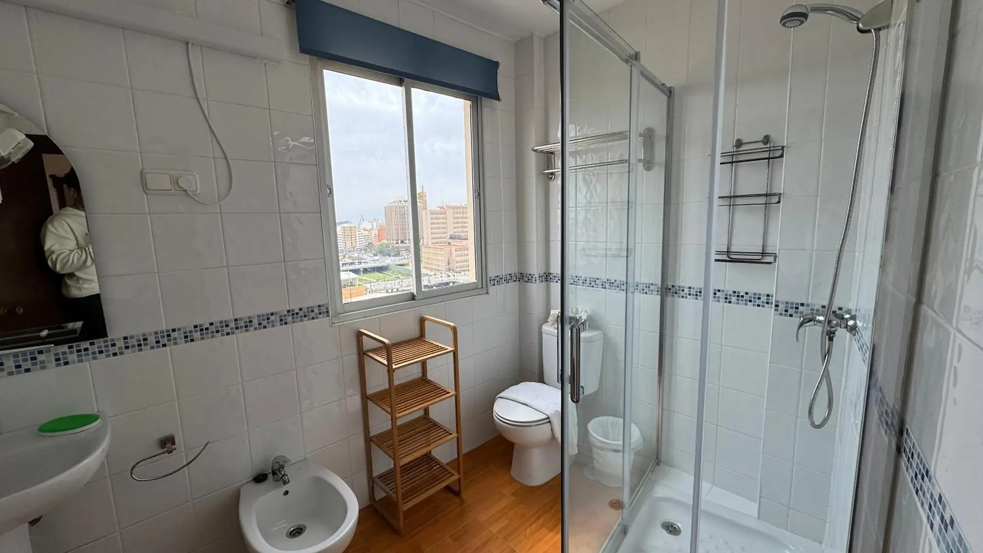 Amazing Tower Of Malaga Apartment
